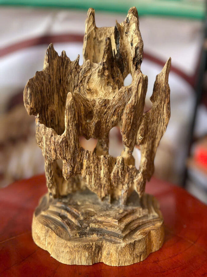 Trầm cảnh kiến mini – Dáng xuyên thấu